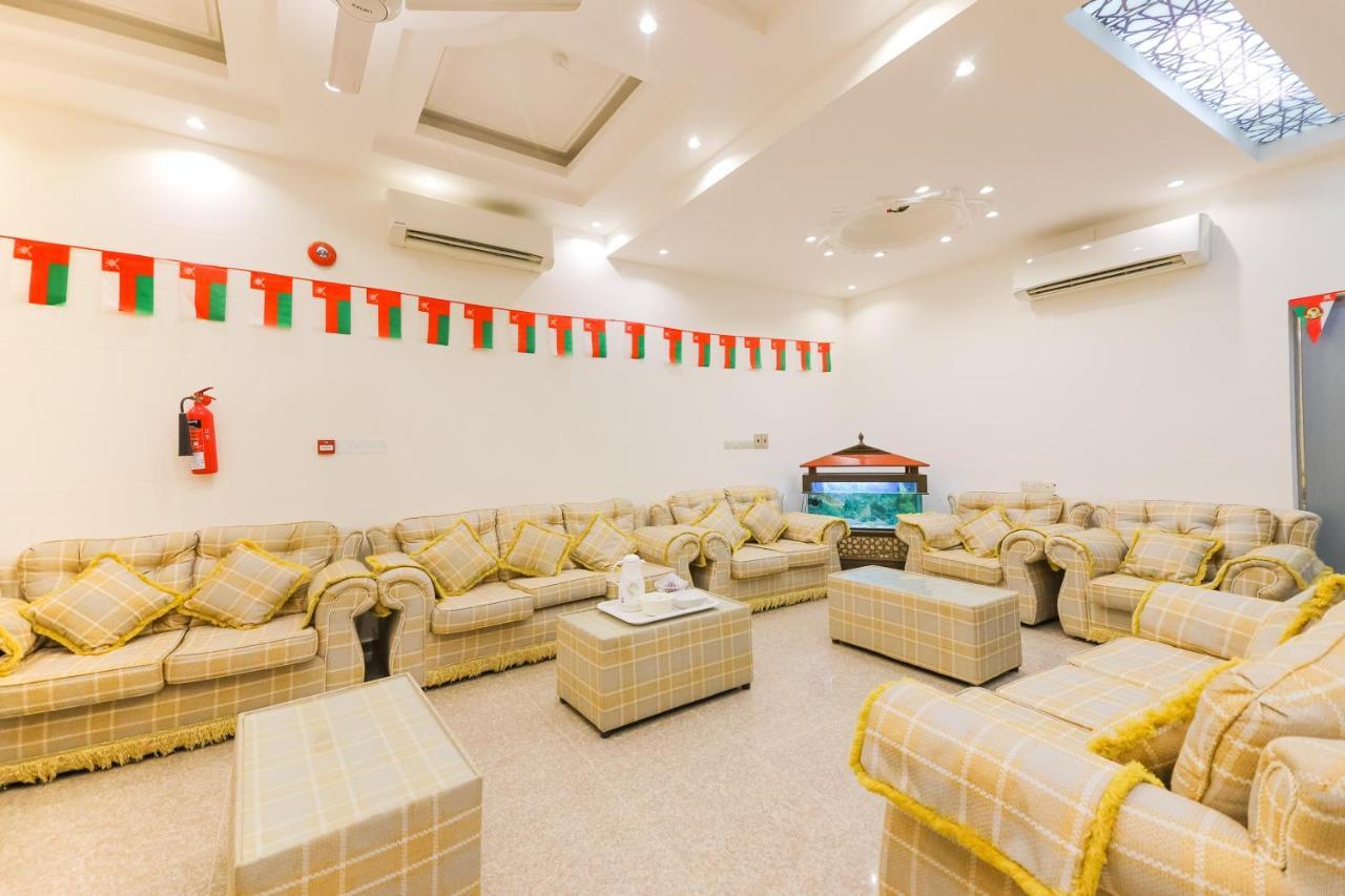 Oyo 107拉斯阿尔哈德海浪酒店 Ras al Hadd 外观 照片