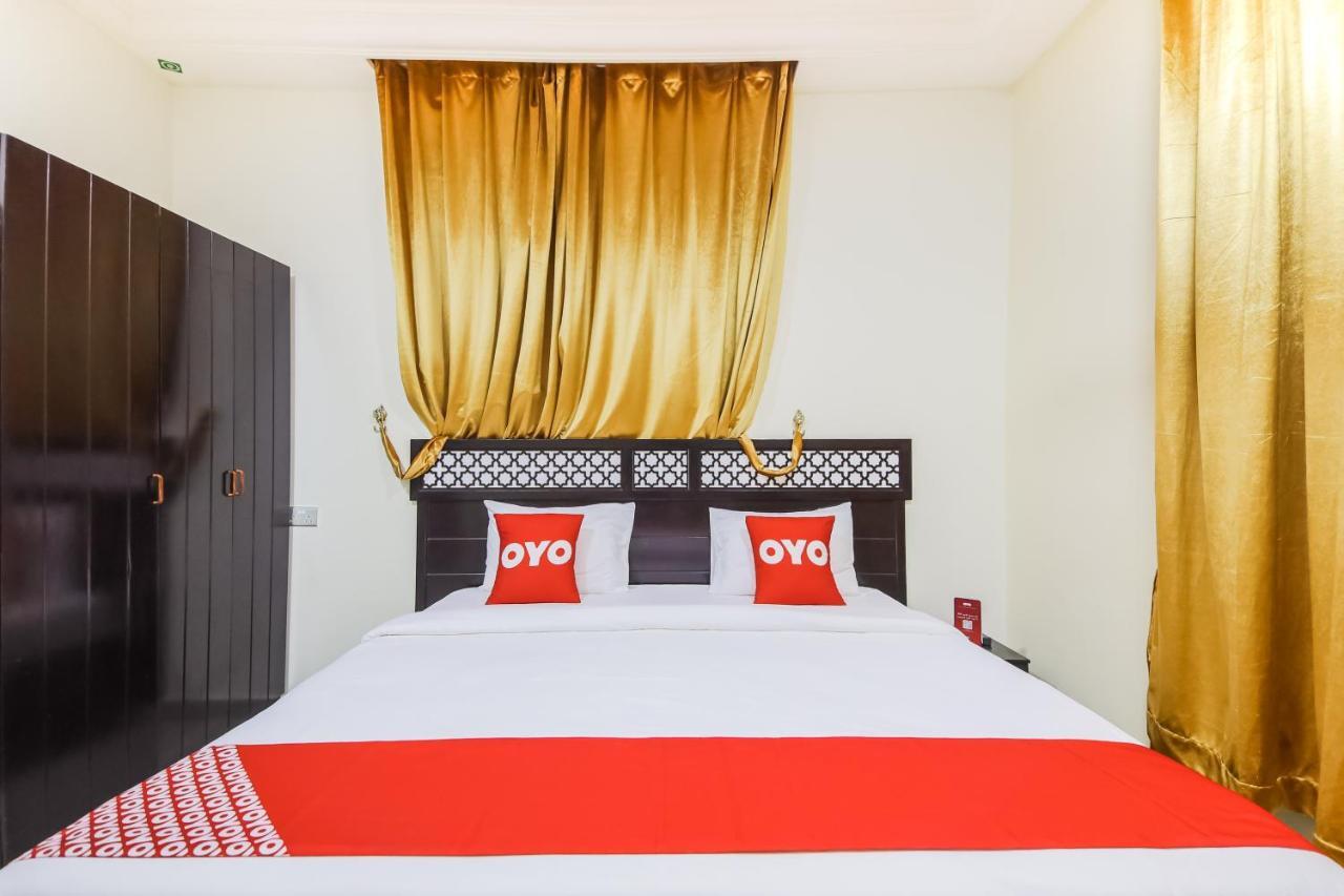 Oyo 107拉斯阿尔哈德海浪酒店 Ras al Hadd 外观 照片